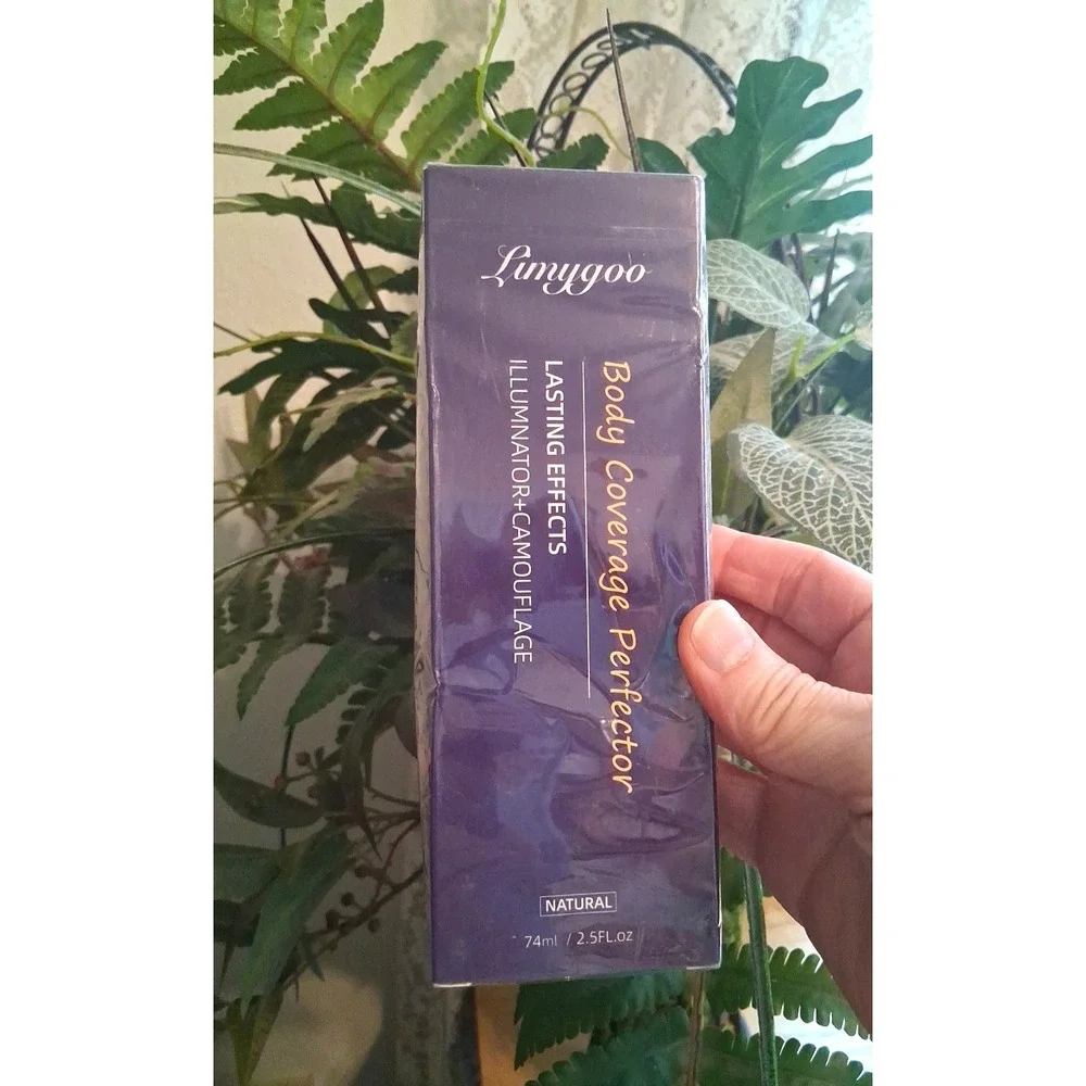 LUMYGOO Body Coverage Perfector Illuminator + Camouflage Natural Radiance